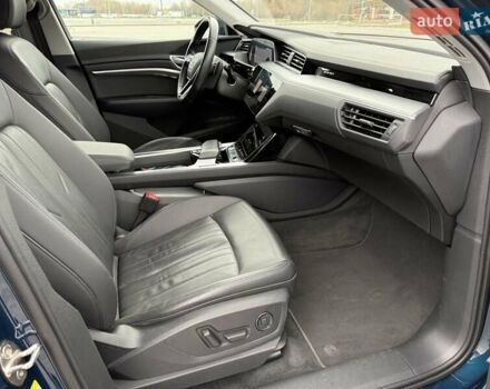 Синий Ауди E-Tron, объемом двигателя 0 л и пробегом 69 тыс. км за 33300 $, фото 34 на Automoto.ua