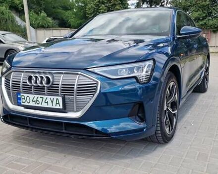 Синий Ауди E-Tron, объемом двигателя 0 л и пробегом 39 тыс. км за 36500 $, фото 1 на Automoto.ua