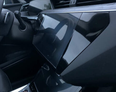 Синий Ауди E-Tron, объемом двигателя 0 л и пробегом 54 тыс. км за 32800 $, фото 50 на Automoto.ua