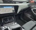 Синий Ауди E-Tron, объемом двигателя 0 л и пробегом 49 тыс. км за 39900 $, фото 20 на Automoto.ua