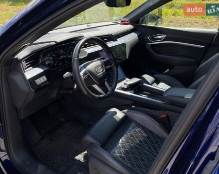 Синий Ауди E-Tron, объемом двигателя 0 л и пробегом 72 тыс. км за 42390 $, фото 16 на Automoto.ua
