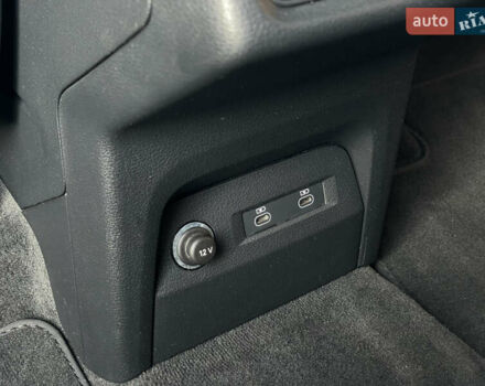 Синий Ауди E-Tron, объемом двигателя 0 л и пробегом 59 тыс. км за 34500 $, фото 39 на Automoto.ua