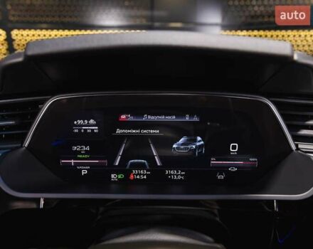 Синій Ауді E-Tron, об'ємом двигуна 0 л та пробігом 33 тис. км за 49899 $, фото 42 на Automoto.ua
