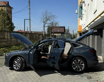 Синій Ауді E-Tron, об'ємом двигуна 0 л та пробігом 46 тис. км за 34900 $, фото 7 на Automoto.ua