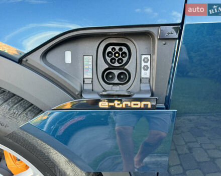 Синій Ауді E-Tron, об'ємом двигуна 0 л та пробігом 58 тис. км за 31500 $, фото 31 на Automoto.ua