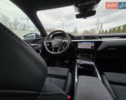 Синий Ауди E-Tron, объемом двигателя 0 л и пробегом 49 тыс. км за 39900 $, фото 14 на Automoto.ua