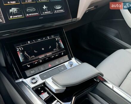 Синій Ауді E-Tron, об'ємом двигуна 0 л та пробігом 32 тис. км за 37999 $, фото 53 на Automoto.ua