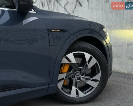 Ауді E-Tron 2021 у Львові на Automoto.ua Синій Ауді E-Tron, об'ємом двигуна 0 л та пробігом 73 тис. км за 38520 $, фото 23 на Automoto.ua