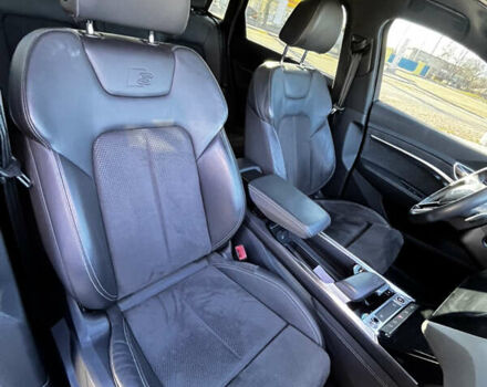 Синій Ауді E-Tron, об'ємом двигуна 0 л та пробігом 82 тис. км за 34800 $, фото 28 на Automoto.ua