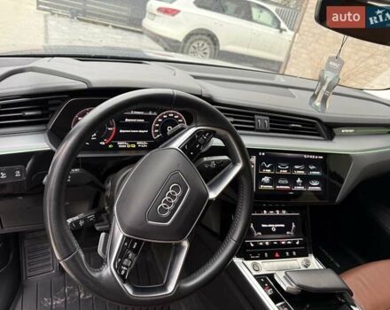 Синій Ауді E-Tron, об'ємом двигуна 0 л та пробігом 92 тис. км за 37400 $, фото 11 на Automoto.ua