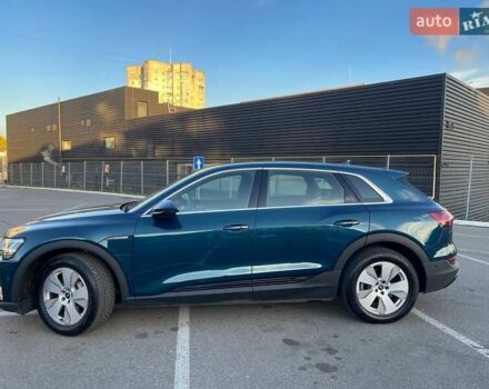 Синий Ауди E-Tron, объемом двигателя 0 л и пробегом 69 тыс. км за 31000 $, фото 7 на Automoto.ua