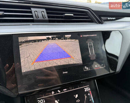 Синій Ауді E-Tron, об'ємом двигуна 0 л та пробігом 67 тис. км за 33900 $, фото 9 на Automoto.ua