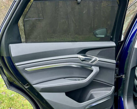 Синий Ауди E-Tron, объемом двигателя 0 л и пробегом 94 тыс. км за 34900 $, фото 14 на Automoto.ua