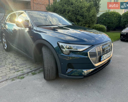 Синій Ауді E-Tron, об'ємом двигуна 0 л та пробігом 58 тис. км за 31500 $, фото 2 на Automoto.ua