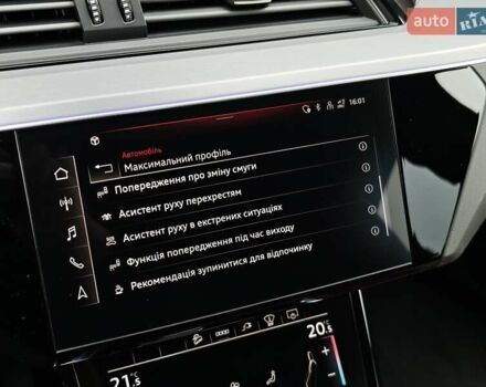 Синій Ауді E-Tron, об'ємом двигуна 0 л та пробігом 35 тис. км за 49899 $, фото 67 на Automoto.ua