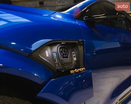 Синій Ауді E-Tron, об'ємом двигуна 0 л та пробігом 33 тис. км за 49899 $, фото 20 на Automoto.ua