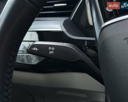 Синій Ауді E-Tron, об'ємом двигуна 0 л та пробігом 75 тис. км за 35900 $, фото 61 на Automoto.ua