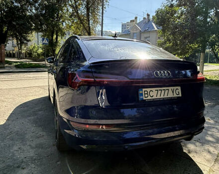 Синий Ауди E-Tron, объемом двигателя 0 л и пробегом 55 тыс. км за 32999 $, фото 8 на Automoto.ua