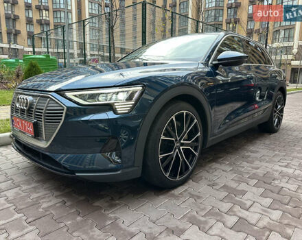 Синий Ауди E-Tron, объемом двигателя 0 л и пробегом 73 тыс. км за 34900 $, фото 14 на Automoto.ua