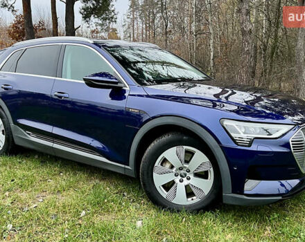 Синий Ауди E-Tron, объемом двигателя 0 л и пробегом 94 тыс. км за 34900 $, фото 4 на Automoto.ua