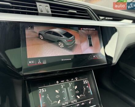 Синий Ауди E-Tron, объемом двигателя 0 л и пробегом 71 тыс. км за 38900 $, фото 37 на Automoto.ua
