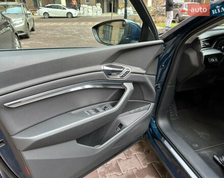 Синий Ауди E-Tron, объемом двигателя 0 л и пробегом 73 тыс. км за 34900 $, фото 30 на Automoto.ua