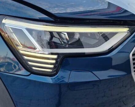 Синий Ауди E-Tron, объемом двигателя 0 л и пробегом 39 тыс. км за 36500 $, фото 85 на Automoto.ua