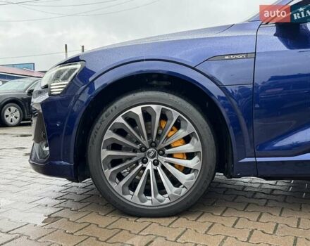 Синій Ауді E-Tron, об'ємом двигуна 0 л та пробігом 136 тис. км за 33900 $, фото 5 на Automoto.ua
