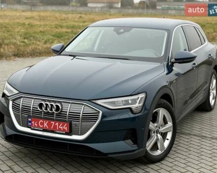 Синий Ауди E-Tron, объемом двигателя 0 л и пробегом 69 тыс. км за 32700 $, фото 2 на Automoto.ua