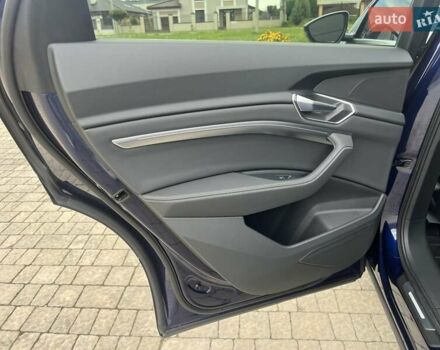 Синій Ауді E-Tron, об'ємом двигуна 0 л та пробігом 46 тис. км за 29900 $, фото 22 на Automoto.ua