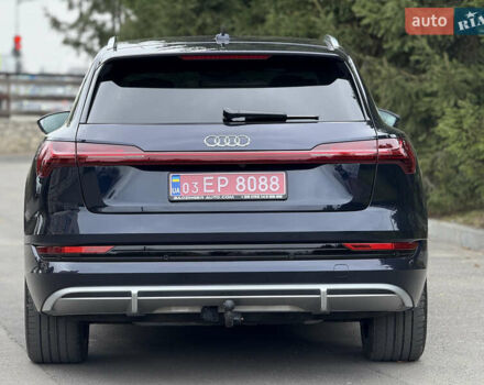 Синій Ауді E-Tron, об'ємом двигуна 0 л та пробігом 140 тис. км за 31000 $, фото 49 на Automoto.ua