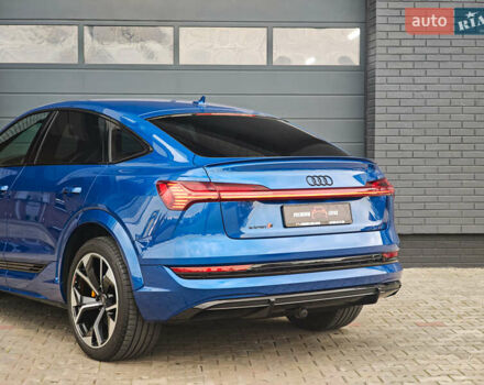 Синій Ауді E-Tron, об'ємом двигуна 0 л та пробігом 35 тис. км за 49899 $, фото 5 на Automoto.ua