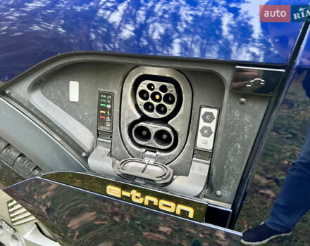 Синий Ауди E-Tron, объемом двигателя 0 л и пробегом 94 тыс. км за 34900 $, фото 29 на Automoto.ua