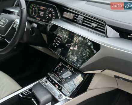 Синій Ауді E-Tron, об'ємом двигуна 0 л та пробігом 75 тис. км за 35900 $, фото 49 на Automoto.ua