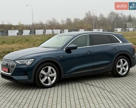 Синий Ауди E-Tron, объемом двигателя 0 л и пробегом 69 тыс. км за 32700 $, фото 5 на Automoto.ua