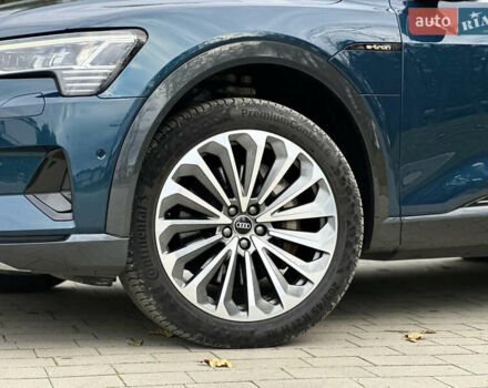 Синій Ауді E-Tron, об'ємом двигуна 0 л та пробігом 75 тис. км за 35900 $, фото 1 на Automoto.ua