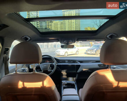 Синій Ауді E-Tron, об'ємом двигуна 0 л та пробігом 97 тис. км за 33000 $, фото 10 на Automoto.ua