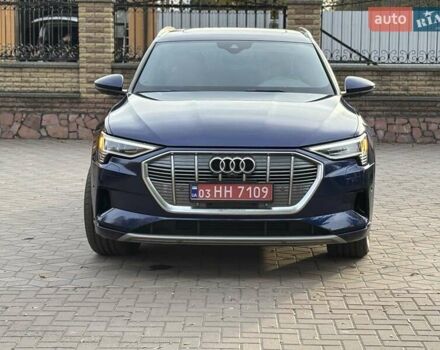 Синий Ауди E-Tron, объемом двигателя 0 л и пробегом 64 тыс. км за 32000 $, фото 1 на Automoto.ua