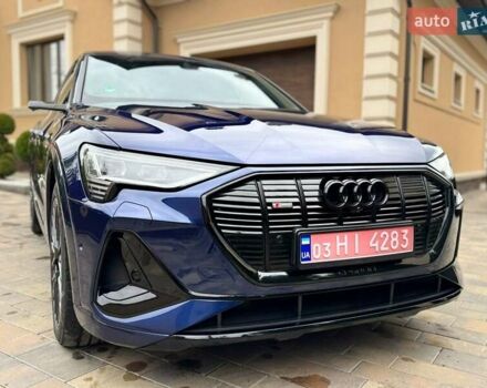 Ауди E-Tron 2021 в Днепре (Днепропетровске) на Automoto.ua Синий Ауди E-Tron, объемом двигателя 0 л и пробегом 134 тыс. км за 35999 $, фото 8 на Automoto.ua