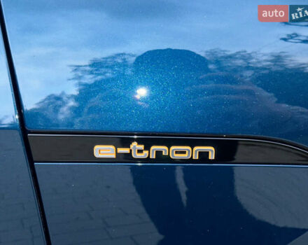 Синій Ауді E-Tron, об'ємом двигуна 0 л та пробігом 75 тис. км за 35900 $, фото 110 на Automoto.ua