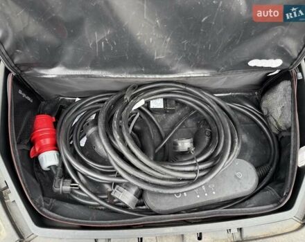 Синий Ауди E-Tron, объемом двигателя 0 л и пробегом 69 тыс. км за 32700 $, фото 48 на Automoto.ua