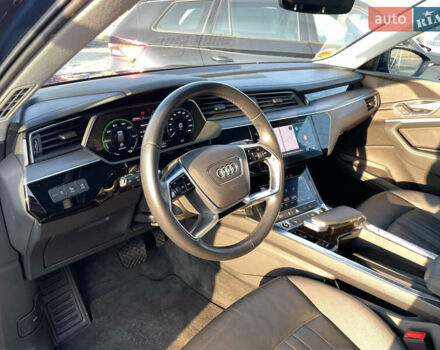 Синий Ауди E-Tron, объемом двигателя 0 л и пробегом 59 тыс. км за 34500 $, фото 32 на Automoto.ua
