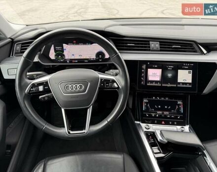 Синий Ауди E-Tron, объемом двигателя 0 л и пробегом 69 тыс. км за 33300 $, фото 41 на Automoto.ua