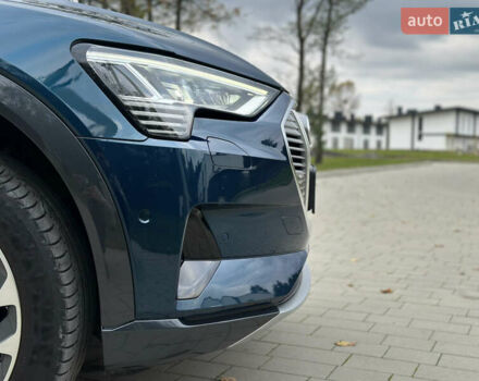 Синій Ауді E-Tron, об'ємом двигуна 0 л та пробігом 75 тис. км за 35900 $, фото 94 на Automoto.ua