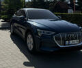 Синий Ауди E-Tron, объемом двигателя 0 л и пробегом 47 тыс. км за 33300 $, фото 1 на Automoto.ua