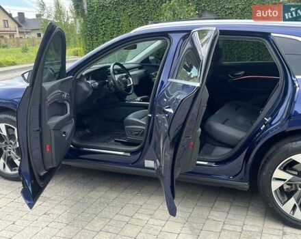 Синій Ауді E-Tron, об'ємом двигуна 0 л та пробігом 46 тис. км за 29900 $, фото 3 на Automoto.ua