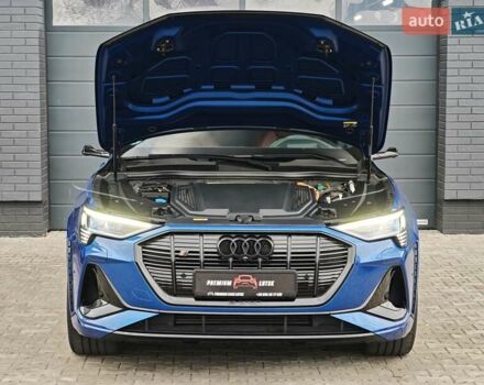 Синій Ауді E-Tron, об'ємом двигуна 0 л та пробігом 35 тис. км за 49899 $, фото 58 на Automoto.ua