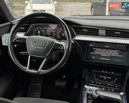Синій Ауді E-Tron, об'ємом двигуна 0 л та пробігом 136 тис. км за 33900 $, фото 14 на Automoto.ua