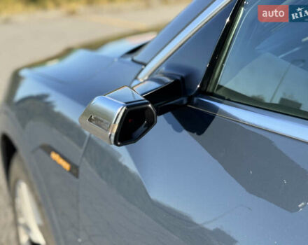 Синий Ауди E-Tron, объемом двигателя 0 л и пробегом 98 тыс. км за 30990 $, фото 18 на Automoto.ua