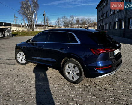 Синій Ауді E-Tron, об'ємом двигуна 0 л та пробігом 82 тис. км за 34800 $, фото 3 на Automoto.ua